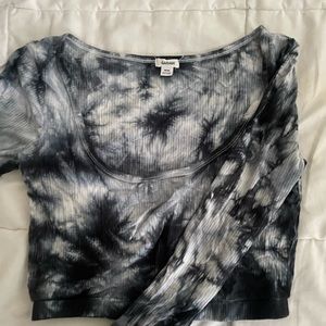 Tye dye garage cropped long sleeve